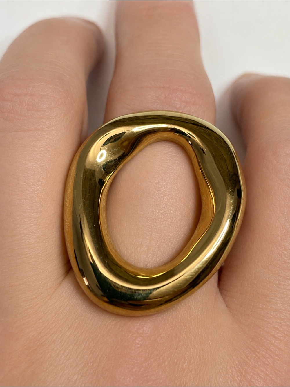 Modern Sculptural Gold Tone Abstract Statement Ring Size 8  Organic Open Oval